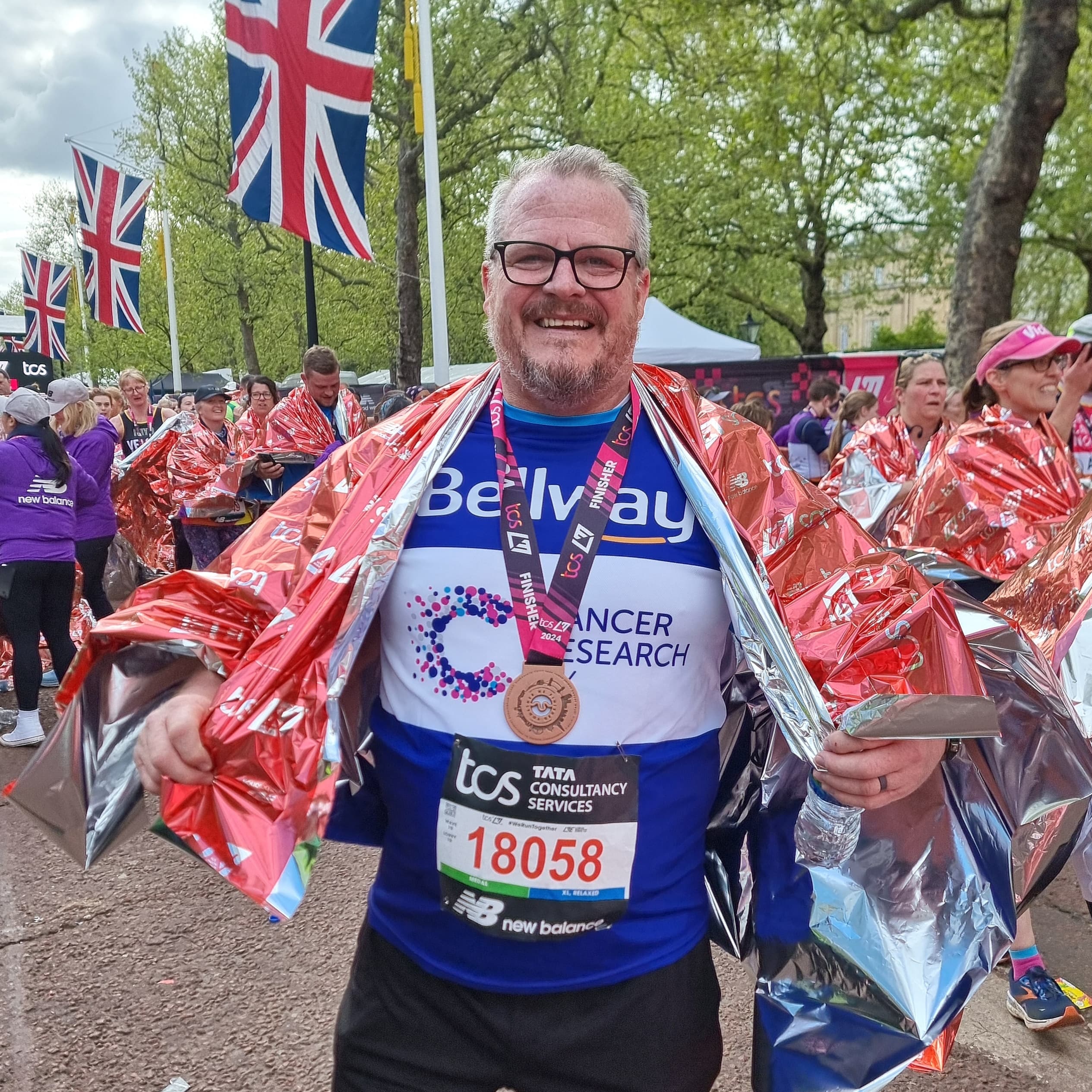 Bellway ambassador participating in the London Marathon in support of CRUK.